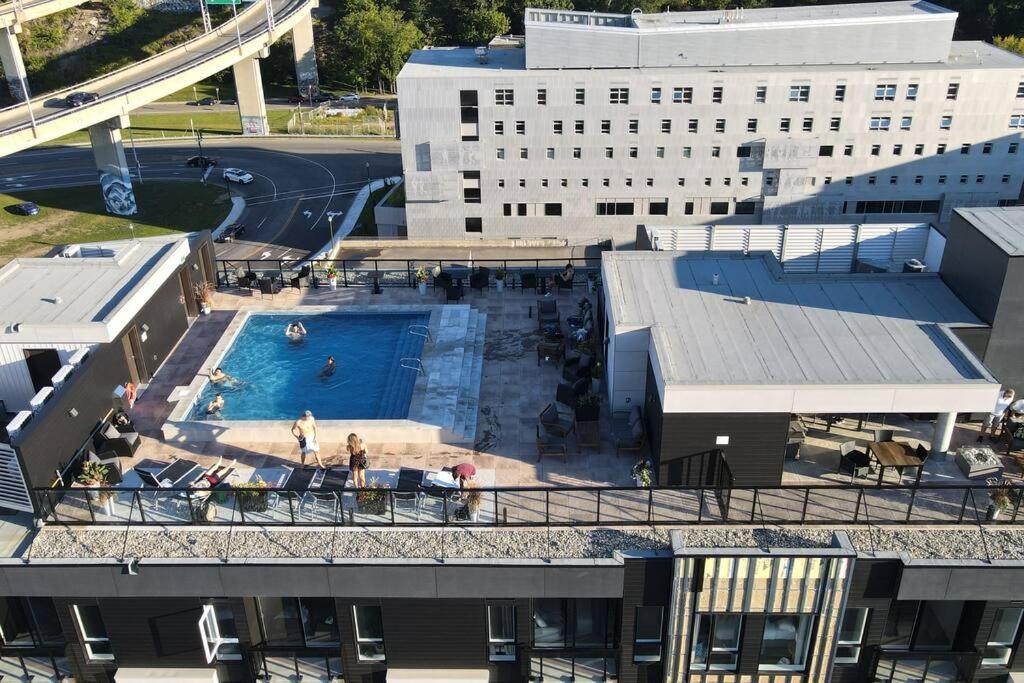 Condo Chic, Centre-Ville Piscine, Terrasse, Gym Quebeque Exterior foto